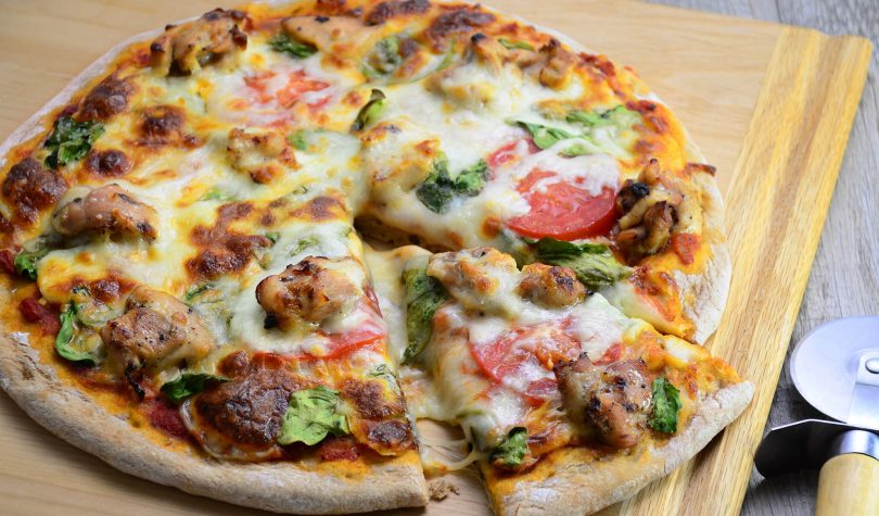  Tam Buğday Unlu Pizza Tarifi Nasıl Yapılır?
