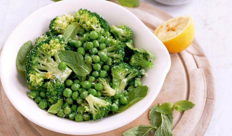  Bezelyeli Brokoli Salatası Tarifi Nasıl Yapılır?