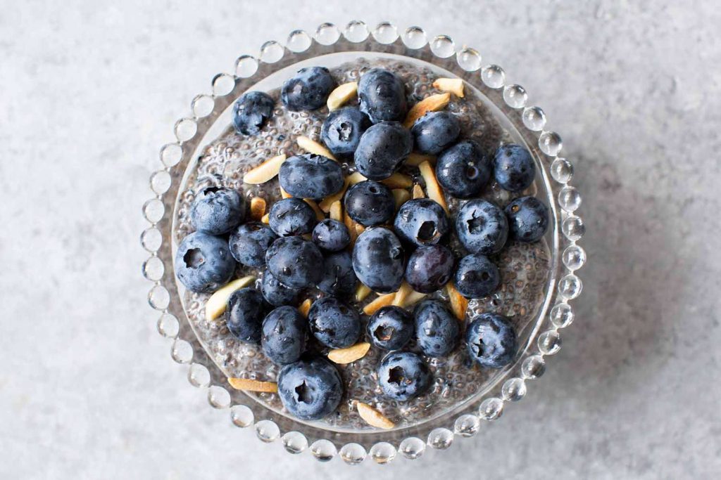 chia tohumlu yaban mersinli puding